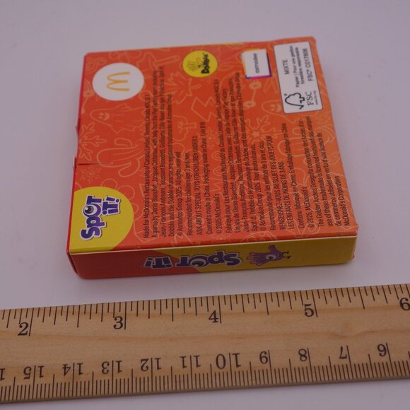 McDonald's 2025 Spot It! Animaux Game with Box - Picture 3 of 13